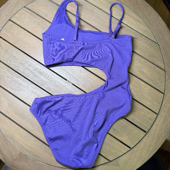 Bar III  Purple Micro Rib One-Shoulder Cutout One-Piece Swimsuit Size Medium - Picture 8 of 10
